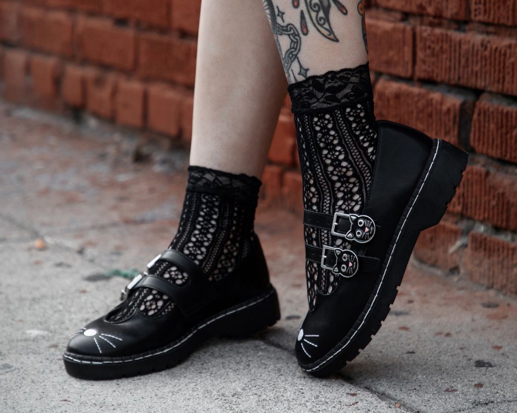 A3363L Black Leather 2-Buckle Kitty Mary Jane Black T.U.K. Shoes