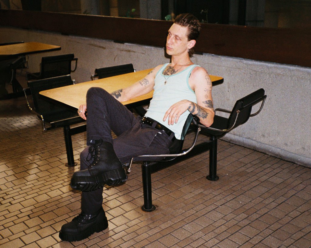 T2331 Black 8-Eye Anarchic Airship Boot Black T.U.K. Shoes