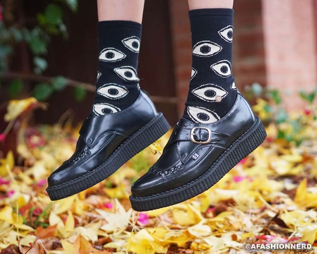 A8520 Pointed Buckle Creepers Black T.U.K. Shoes