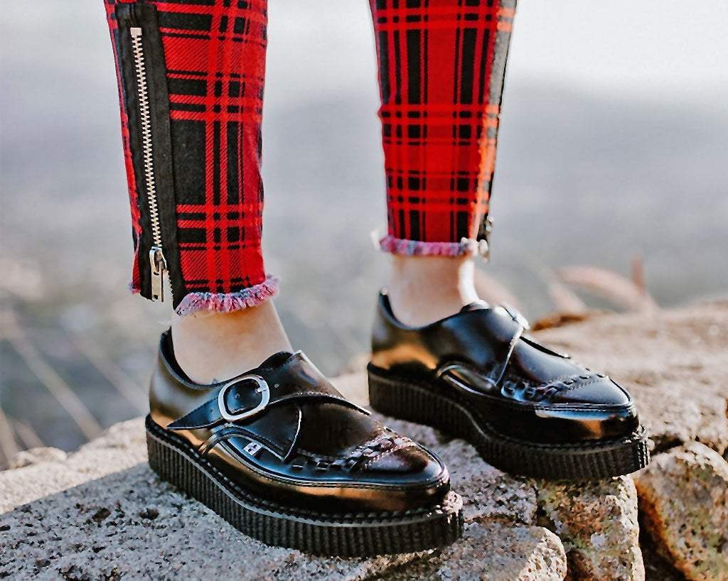 A8520 Pointed Buckle Creepers Black T.U.K. Shoes
