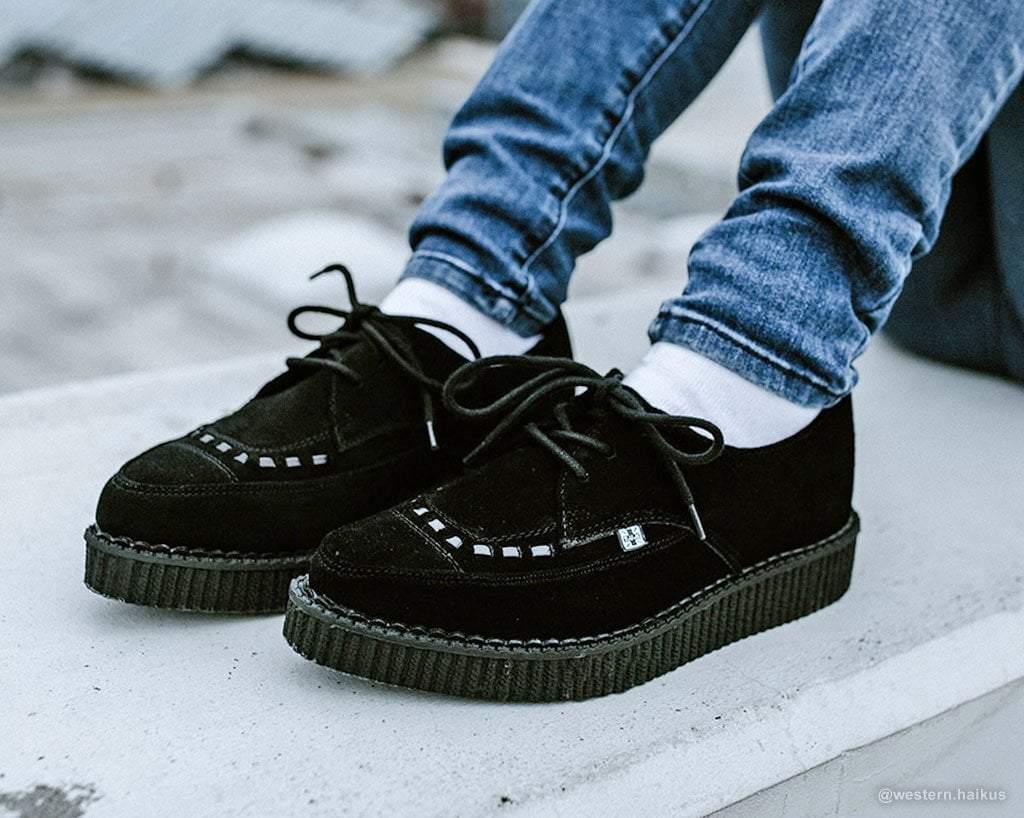 A8138 Suede Pointed Creepers Black T.U.K. Shoes