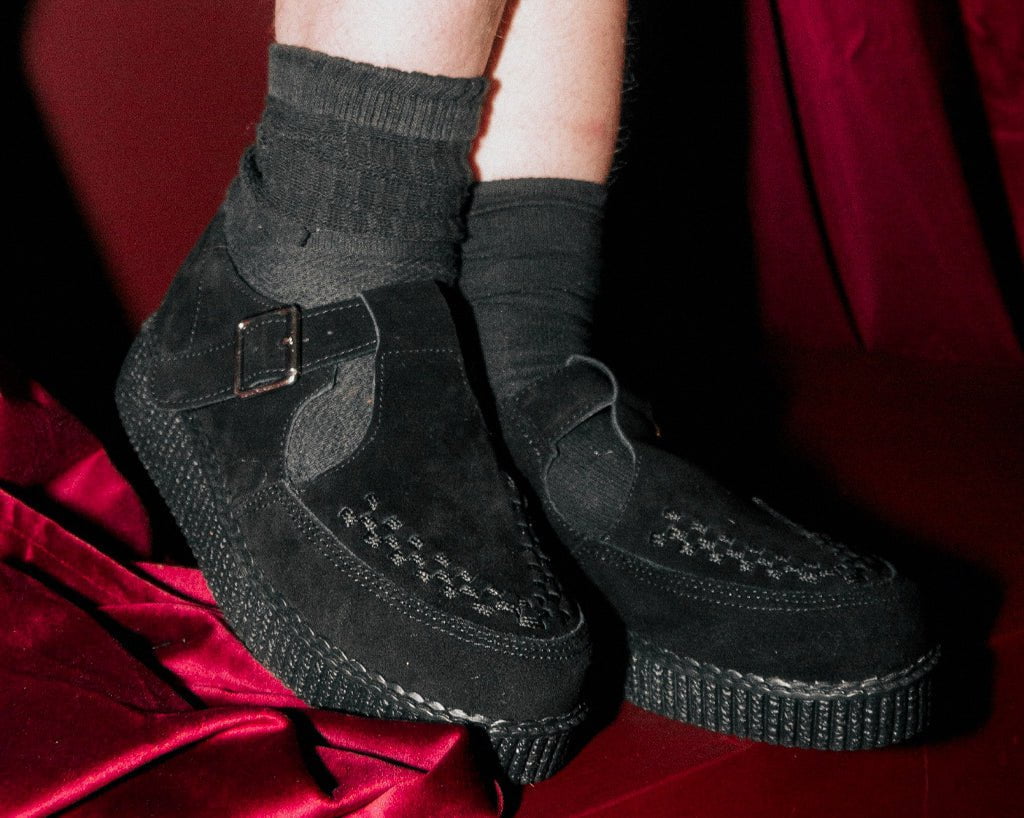 F9954 Black Suede Viva Low Sandal Black T.U.K. Shoes