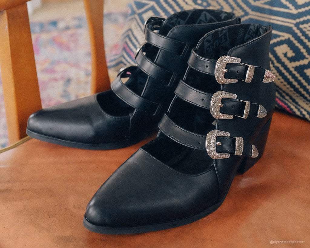 A9625L Black Western Buckle Block Heel Black T.U.K. Shoes