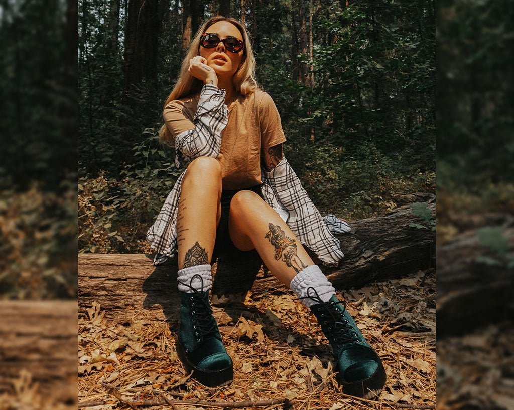 V9759L Green Velvet 7-Eye Viva Mondo Boot Green T.U.K. Shoes