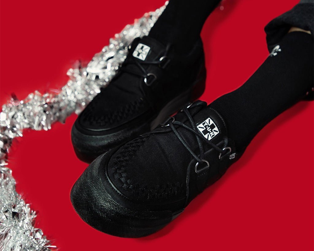 A3328 Black Canvas Interlace Platform Creeper Sneaker Black T.U.K. Shoes