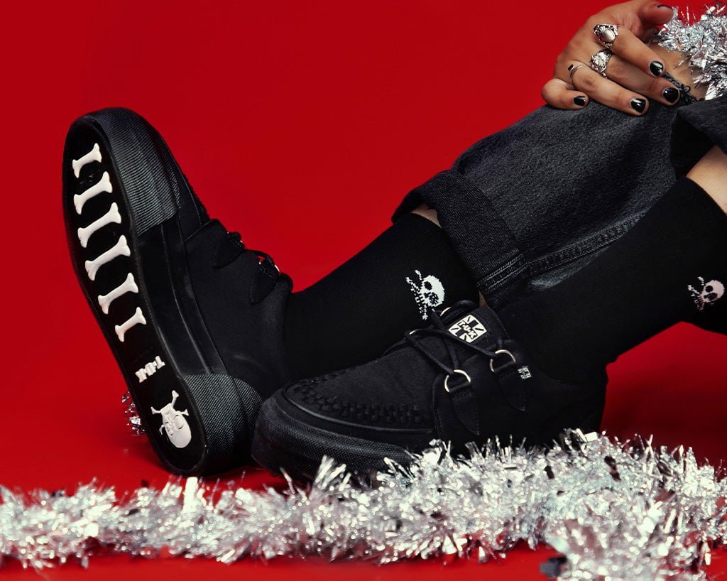 A3328 Black Canvas Interlace Platform Creeper Sneaker Black T.U.K. Shoes