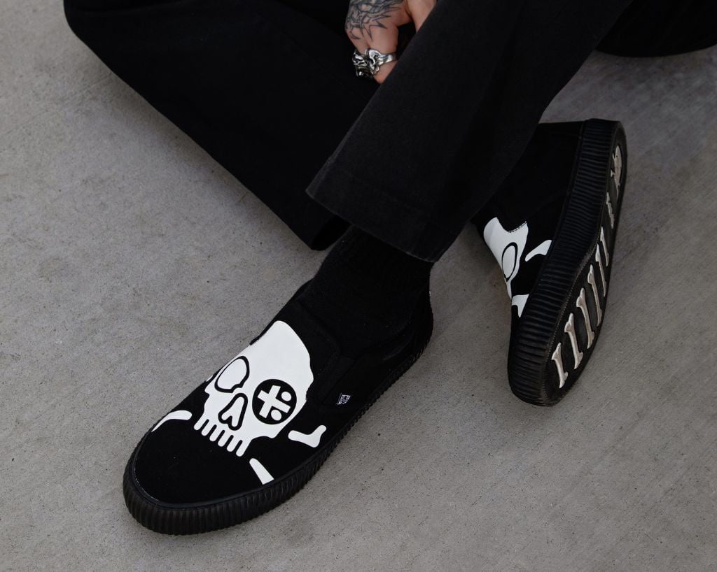 A3352 Black Skull Canvas Slip-On Sneaker Black/White T.U.K. Shoes