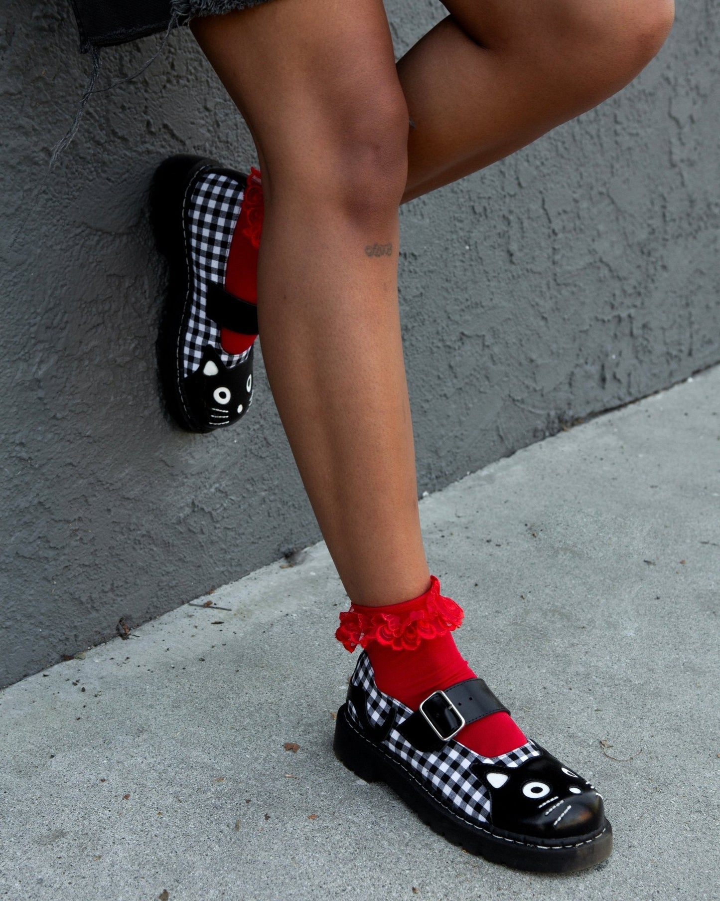 T2363 Black & White Gingham Kitty Mary Jane Black/White T.U.K. Shoes