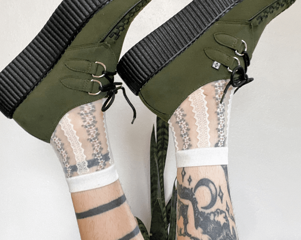 TSK1078 White Stripe Floral Sheer Sock TSK1078-OS  T.U.K. Shoes