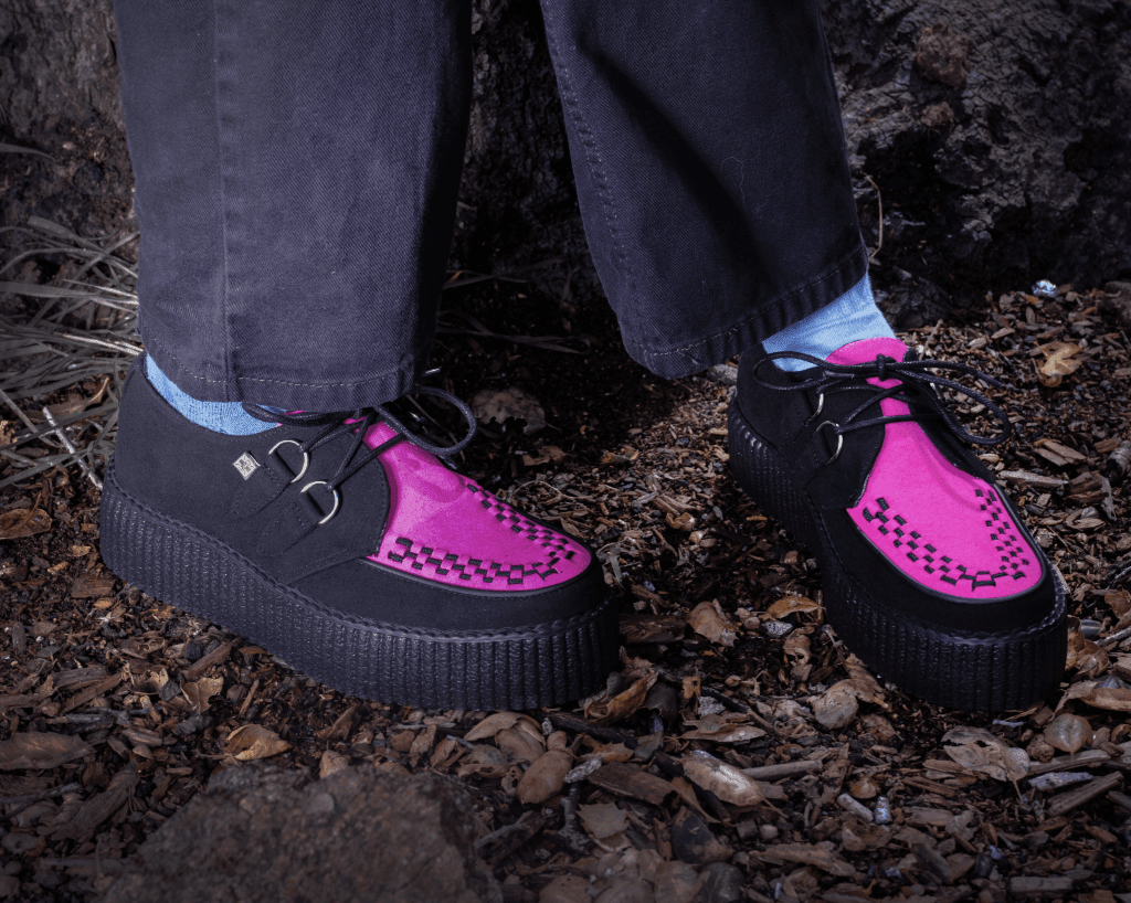 V3183 Black & Neon Pink Viva Mondo Creeper Black/Pink T.U.K. Shoes
