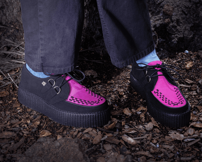 V3183 Black & Neon Pink Viva Mondo Creeper Black/Pink T.U.K. Shoes
