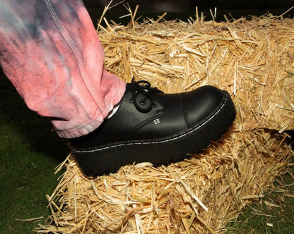 A3222 Black Cap Toe Double Decker Brogue Black T.U.K. Shoes
